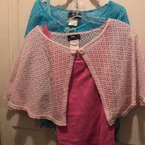 Girl’s plus top with shawl